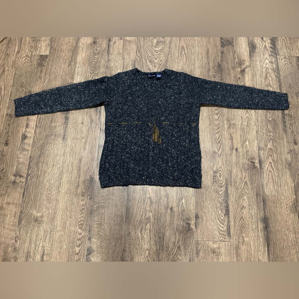 Women's size medium, Architect brand, acrylic & polyester sweater.